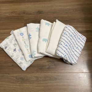 Set of 5 Aden + Anais Muslins + 1 extra